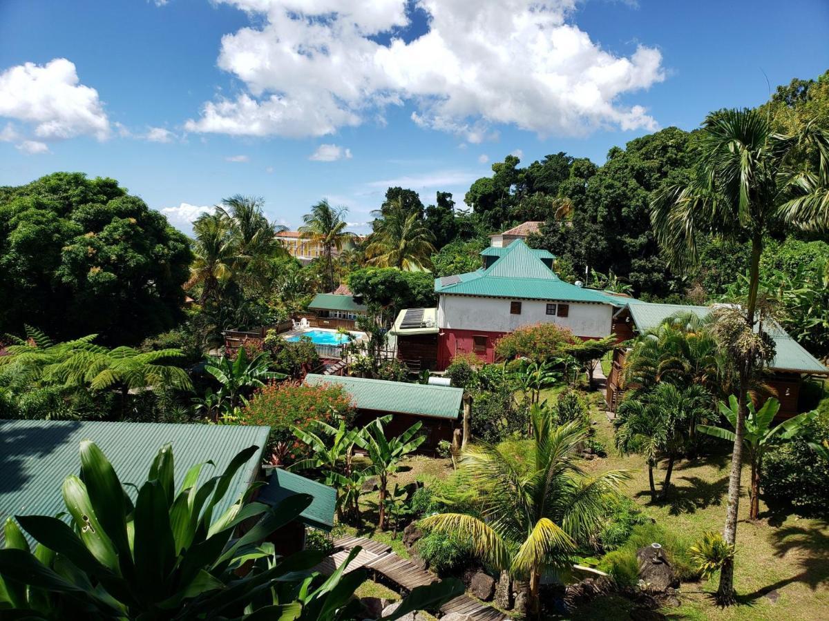 Les Bananes Vertes Ecolodges Saint-Claude Exterior photo