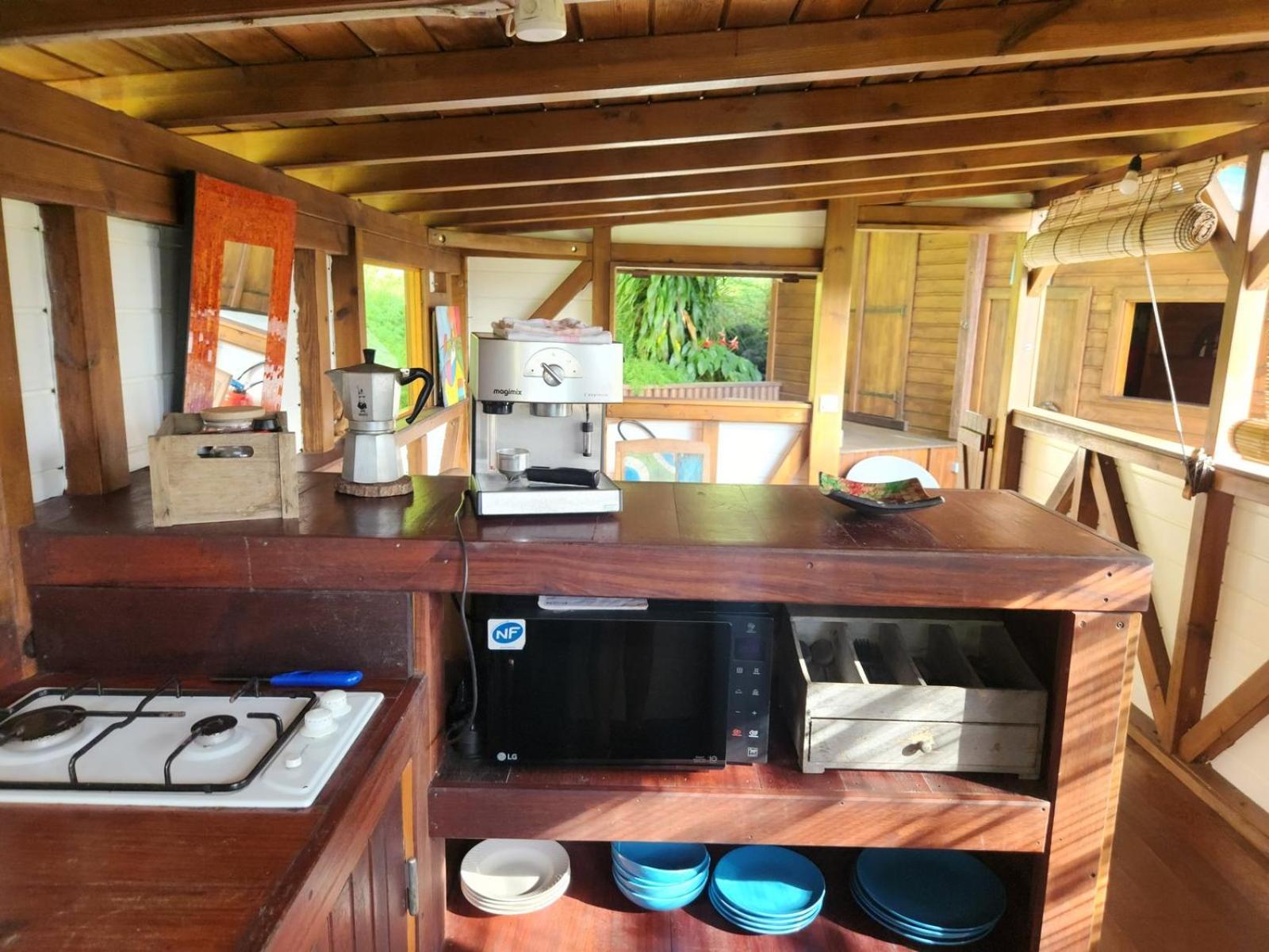 Les Bananes Vertes Ecolodges Saint-Claude Exterior photo